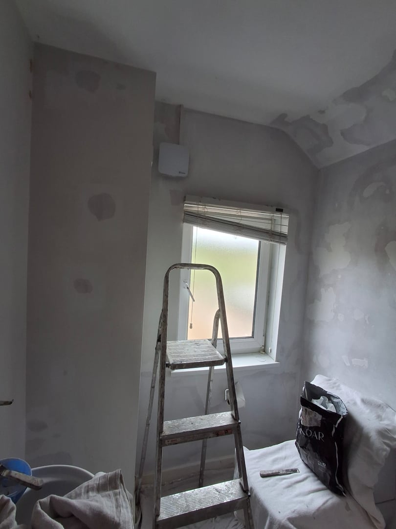 Professional painting and decorating work example