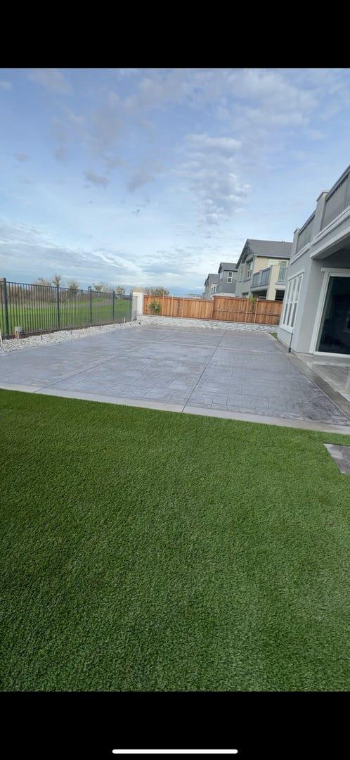 Custom concrete and hardscape installation