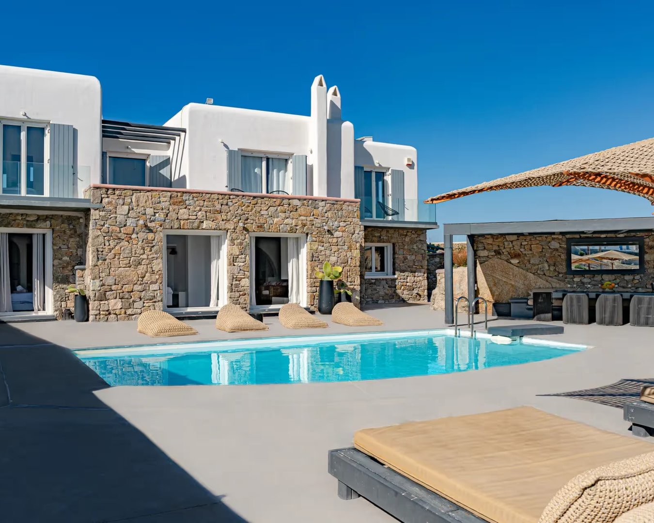 Villa Toula III outdoor terrace