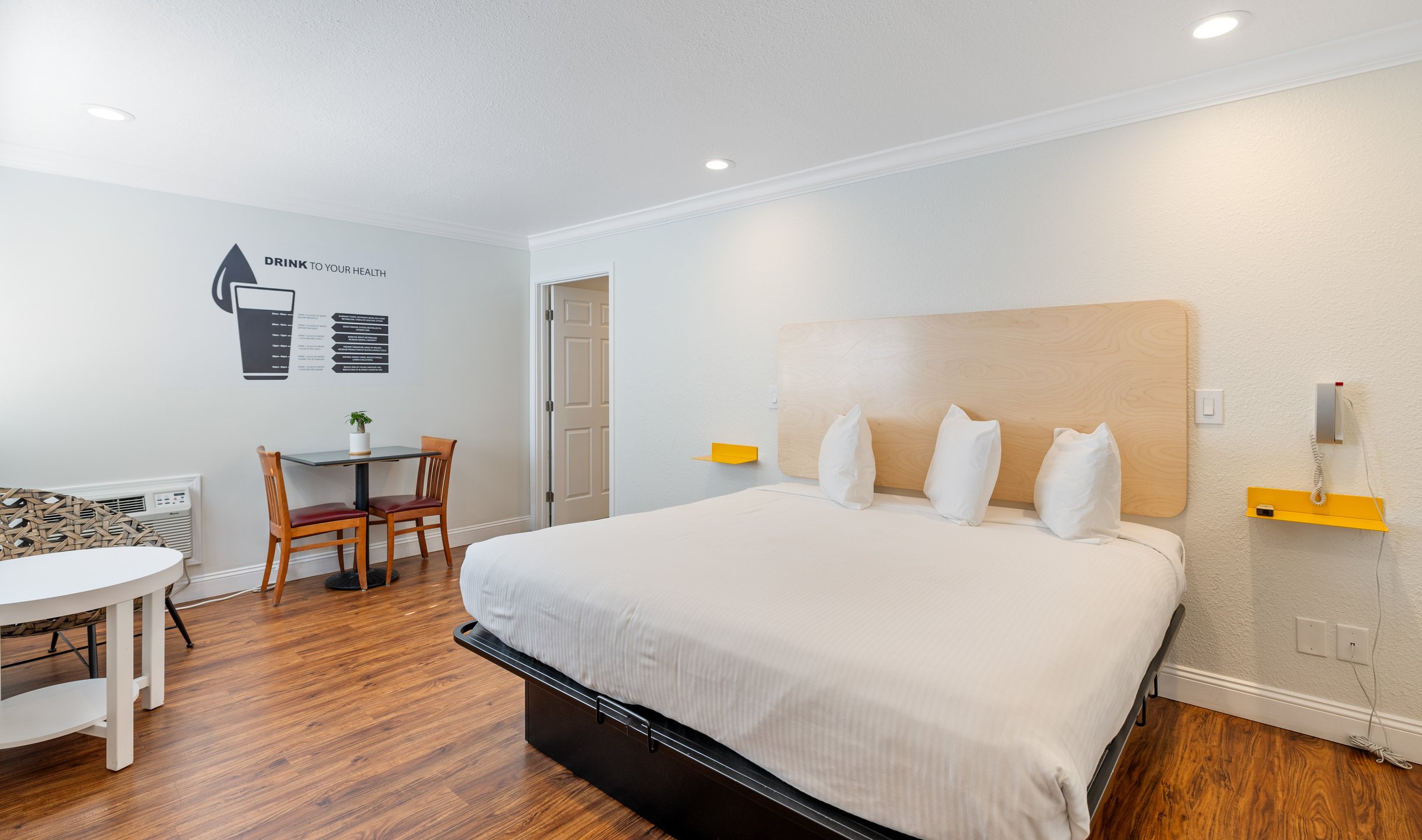 Gateway Lodge Seaside ADA King Room