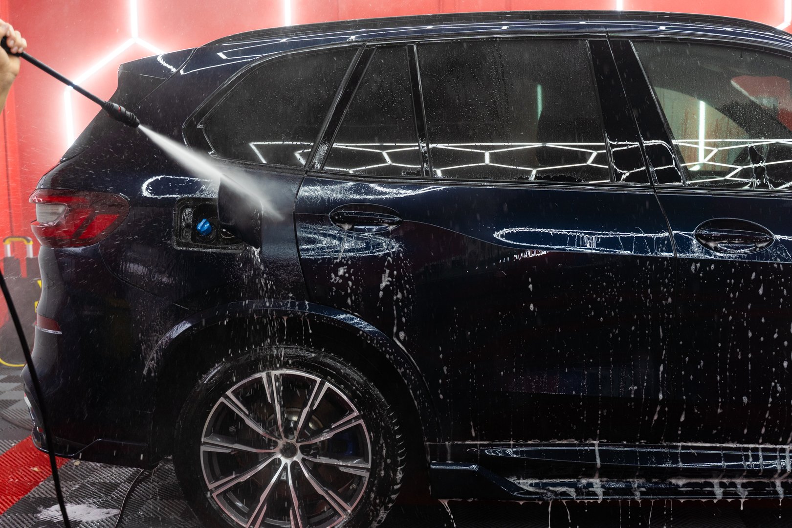 Fuel door detailing removes dirt, grime, and fuel residue for a spotless and paint safe finish. Gas cap cleaning in car detailing ensures all dirt, dust, and spills are removed for a polished look.