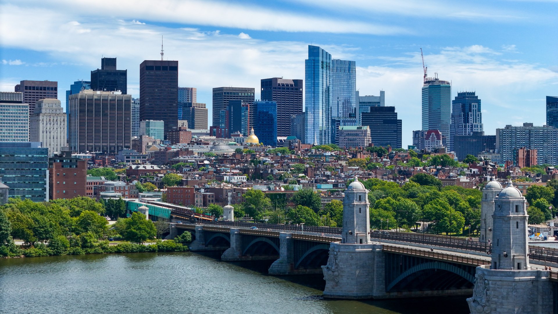 The view of Longfellow Bridge and the Boston downtown. A nice weather that makes the photograph clear.