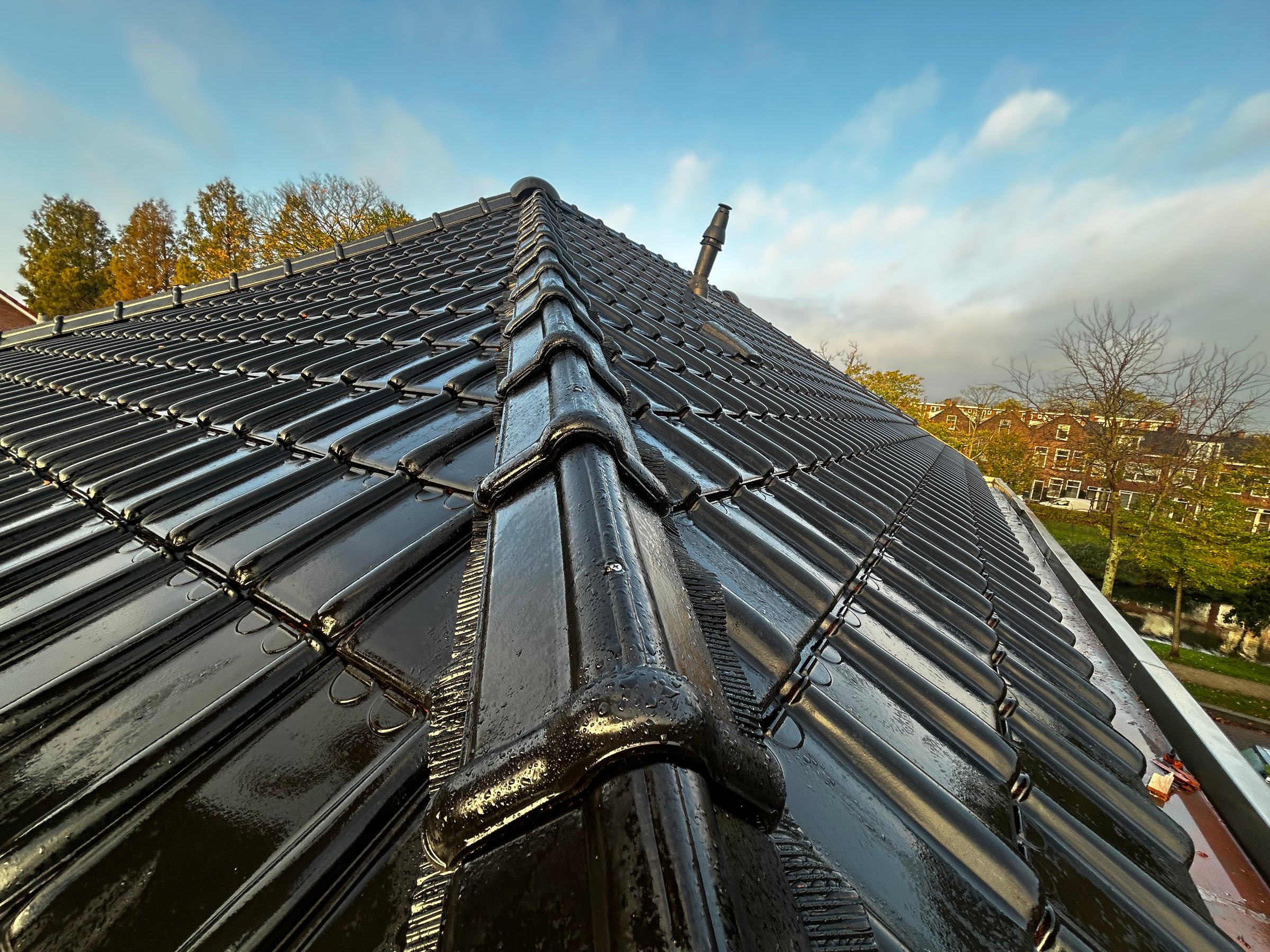 Dak isolatie en nieuwe dakpannen Rotterdam