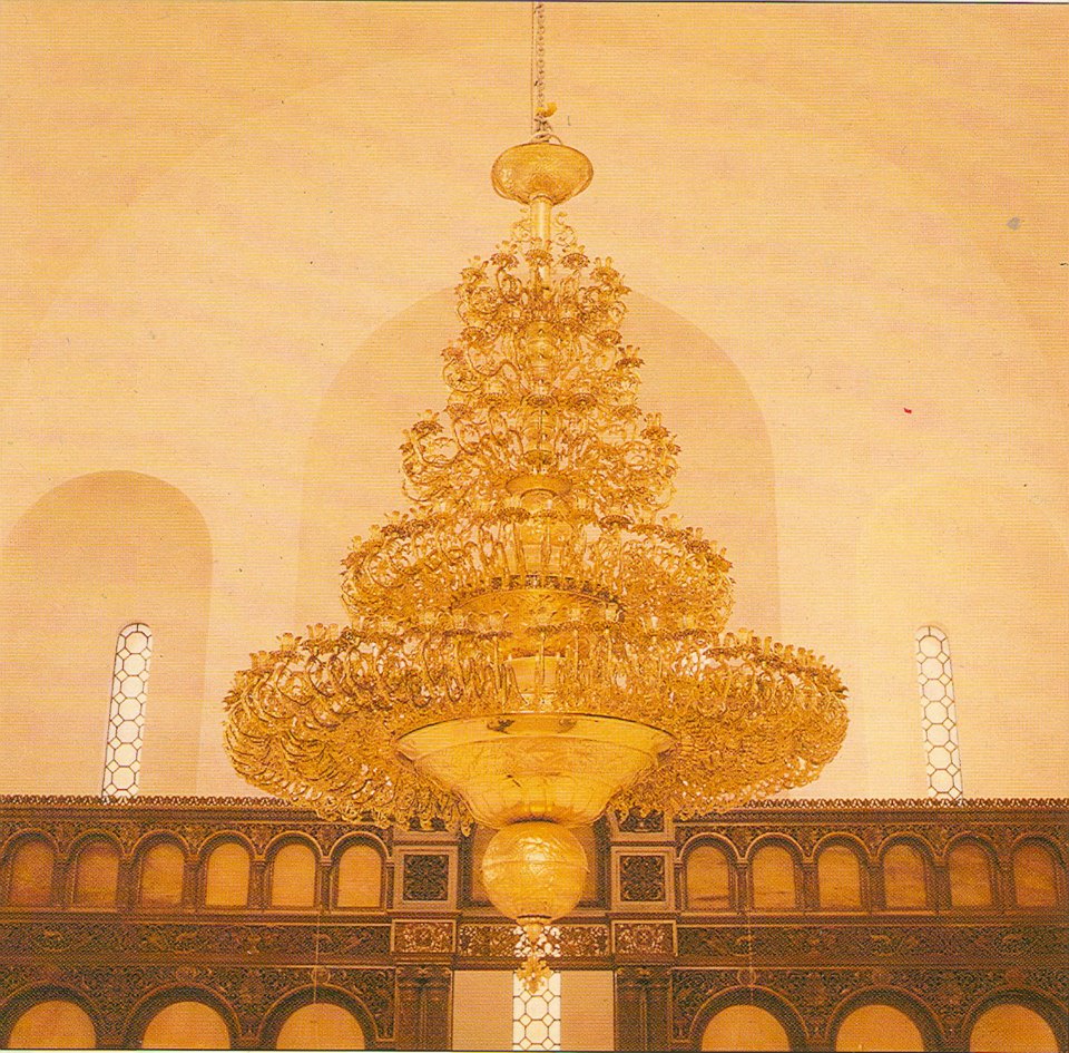 Chandeliers Decorative Image