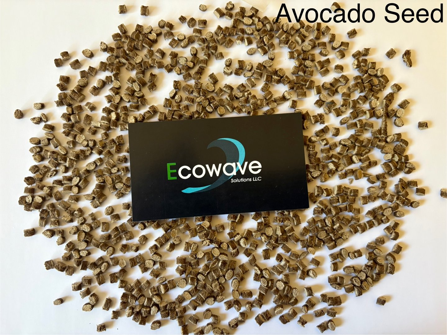 Avocado seed pellets - biodegradable material from agricultural waste