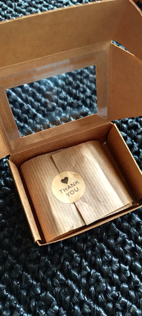 Estetyczne pakowanie biżuterii 2