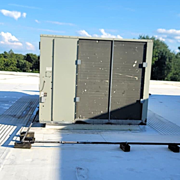 Industrial HVAC rooftop systems project image 5