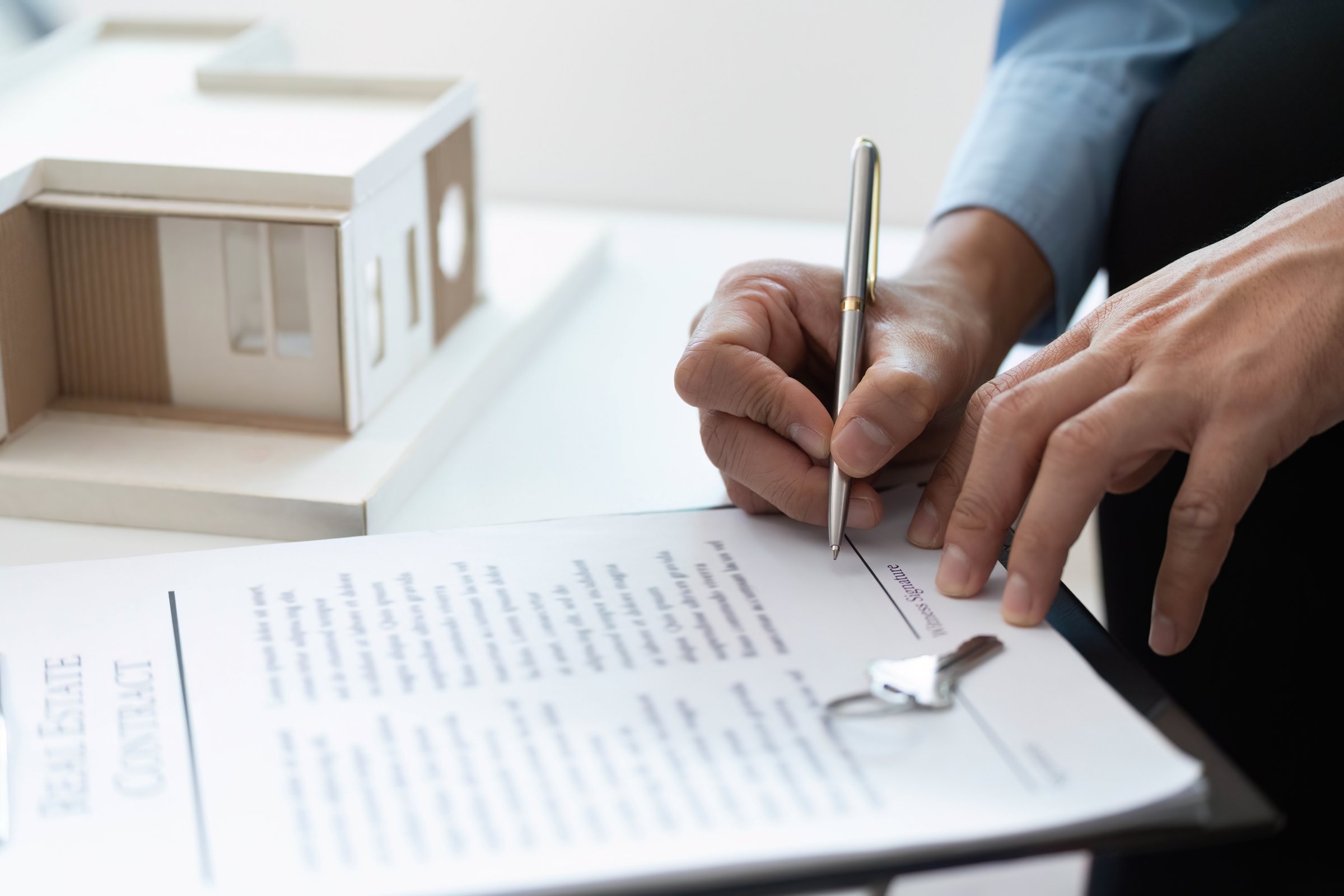 Avocat droit immobilier Québec - Transaction immobilière, achat vente propriété, vices cachés