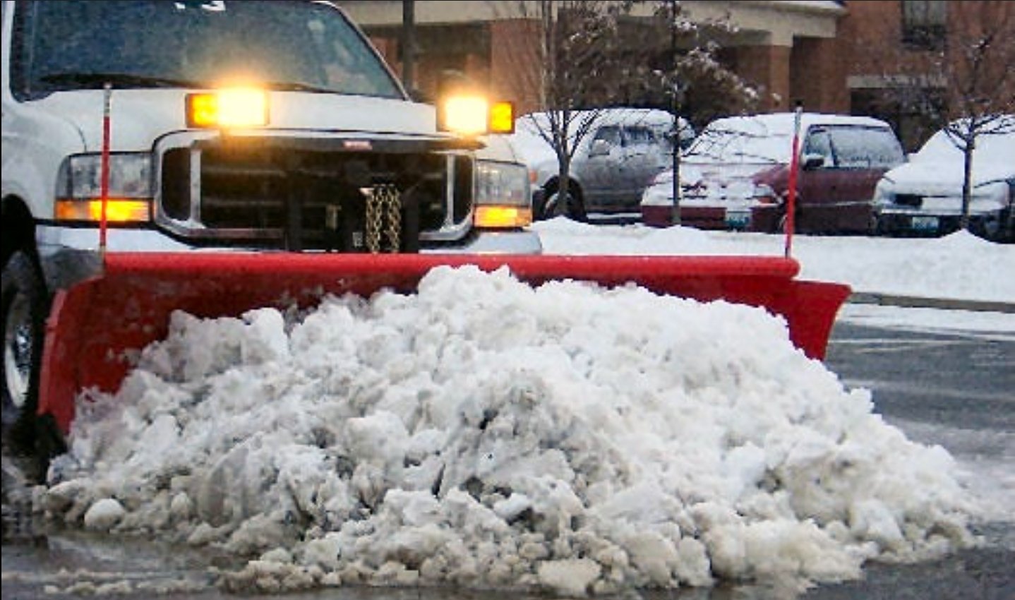 Commercial parking lot snow clearing service