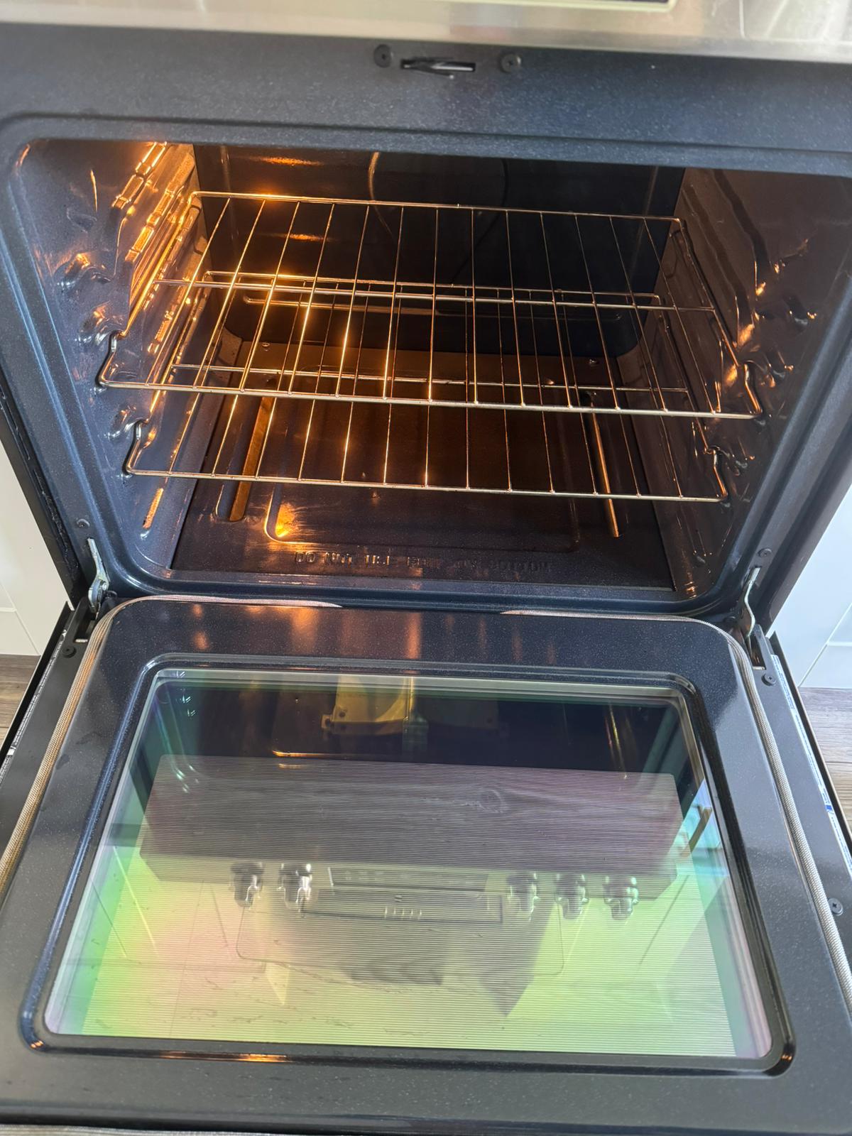 Inside oven cleaning after - spotless and clean
