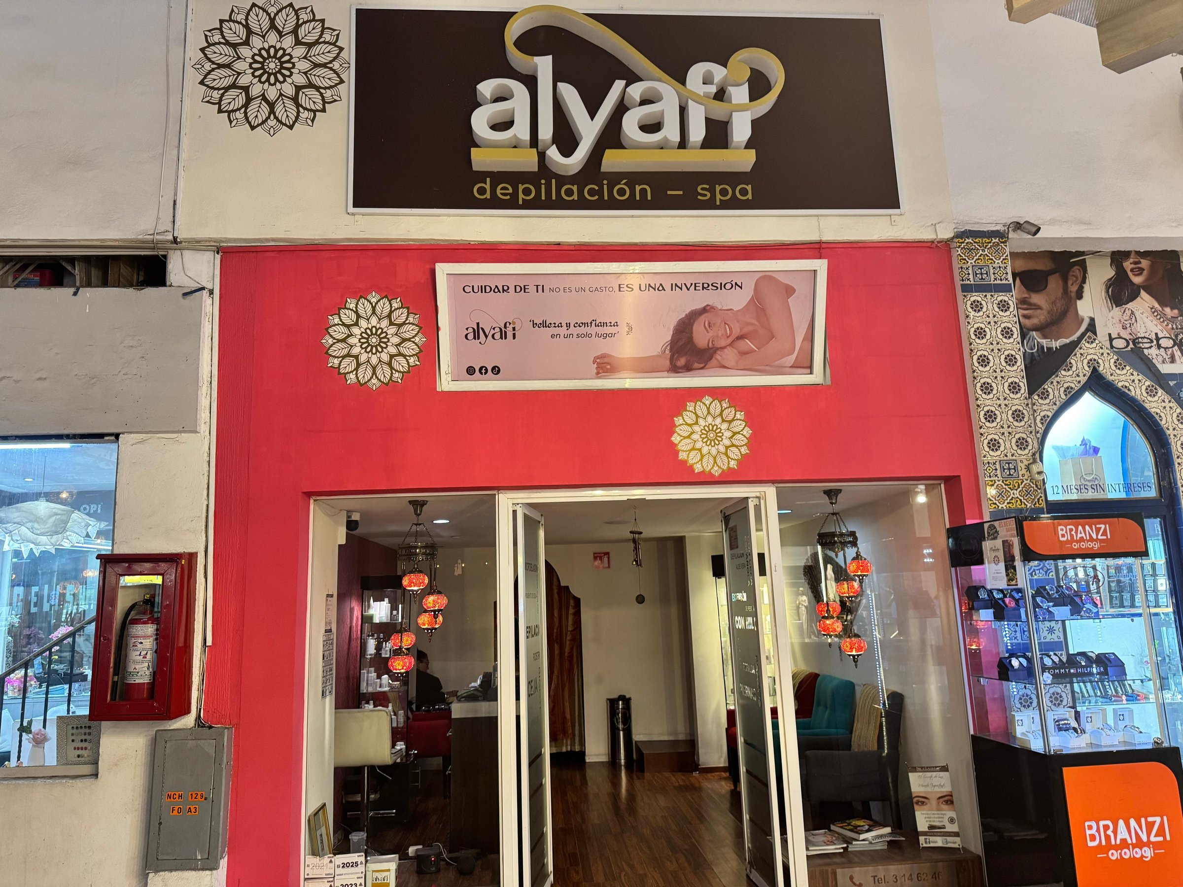 Fachada Alyafi Depilación Spa - Sucursal Plaza Fiesta Camelinas