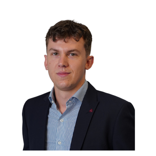 Yannik Weber - Senior Associate