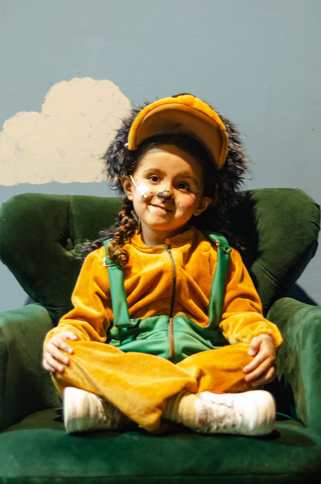 Niños participando en actividades de teatro musical