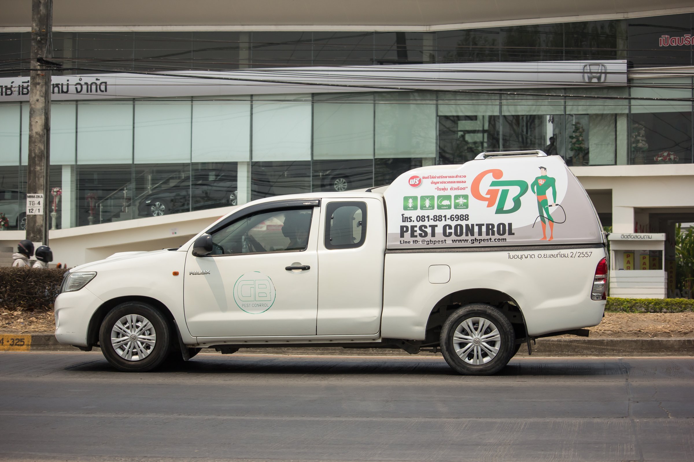 Pick up truck of Pest Control company. Service for control pest in home and Building.
