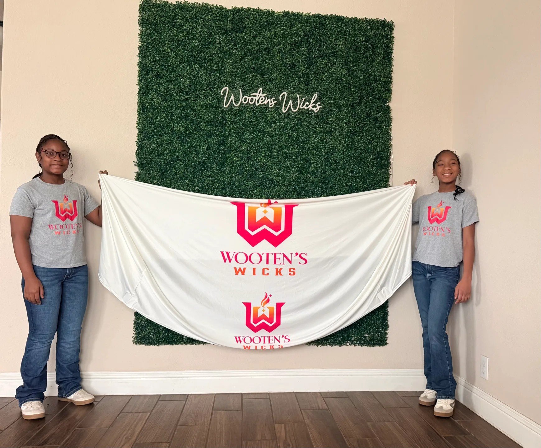 Artistic Candle Design 4