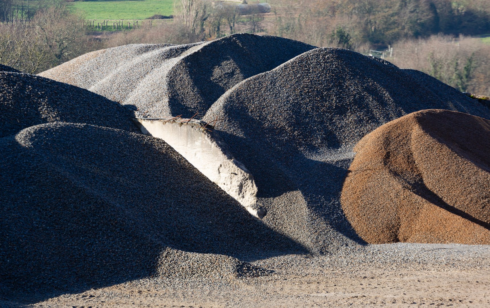 Aggregate treatment plant. Aggregate plant. Quarry