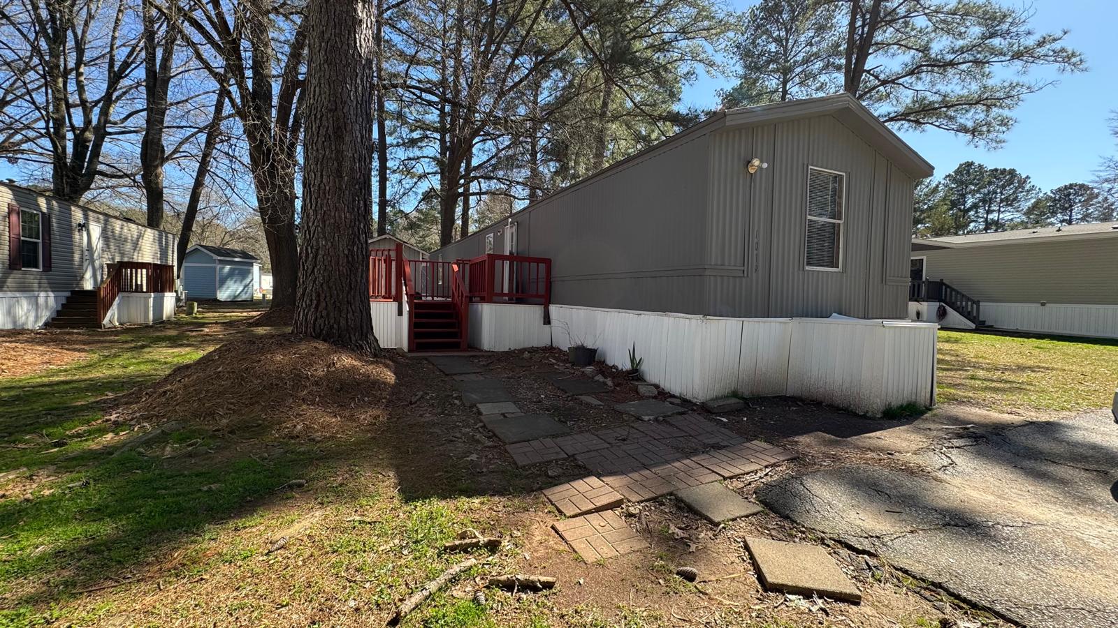 Mobile home exterior Raleigh NC