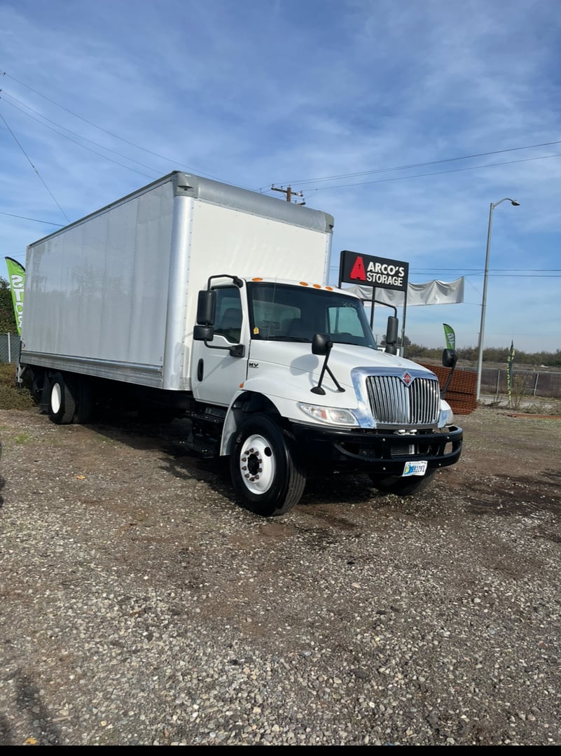 2019 International MV607 Box Truck