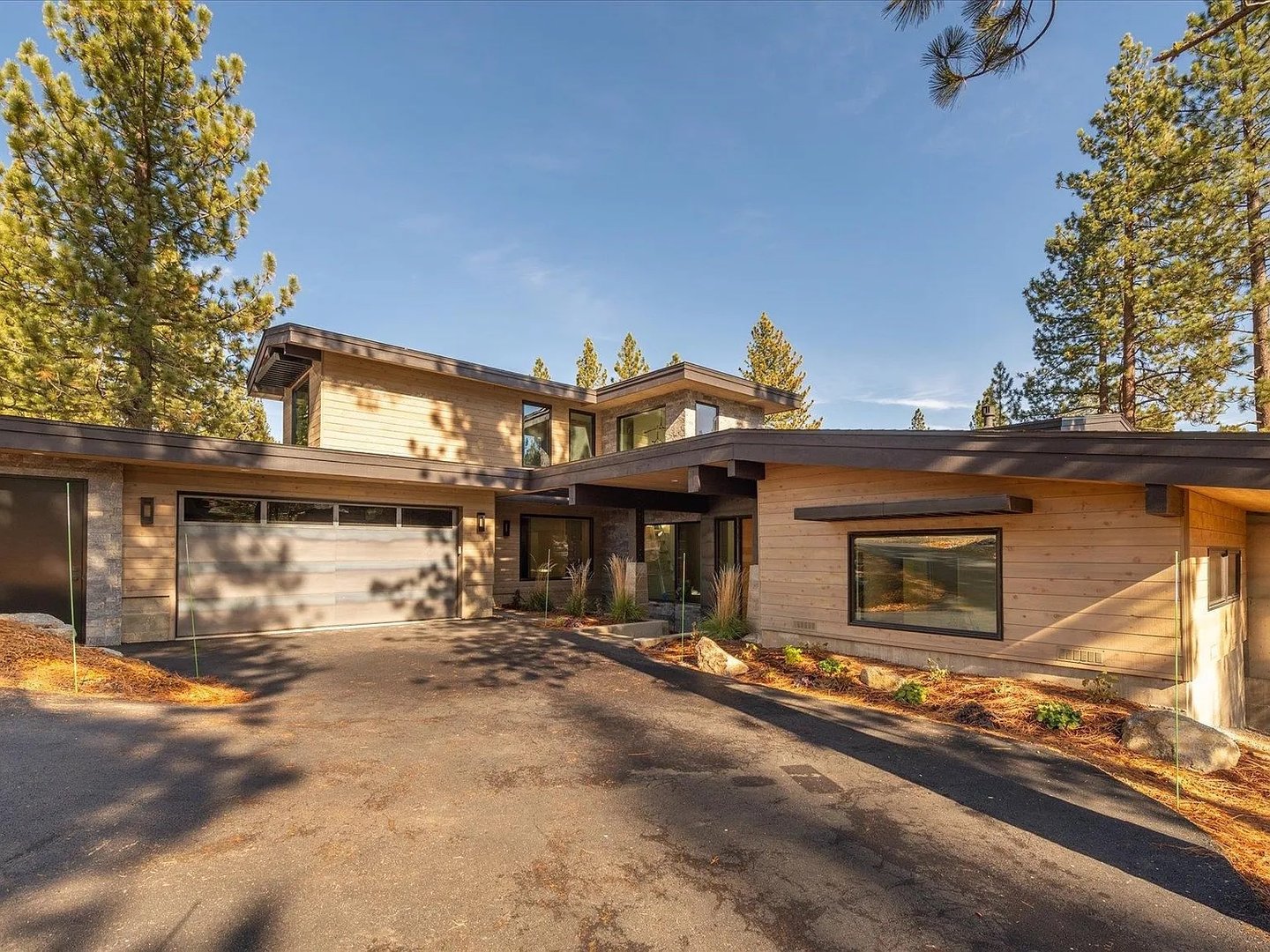 Luxury custom home in Truckee