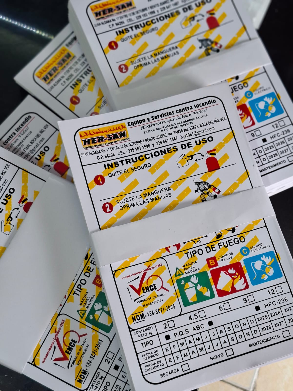 Etiqueta para extintor - Vista frontal