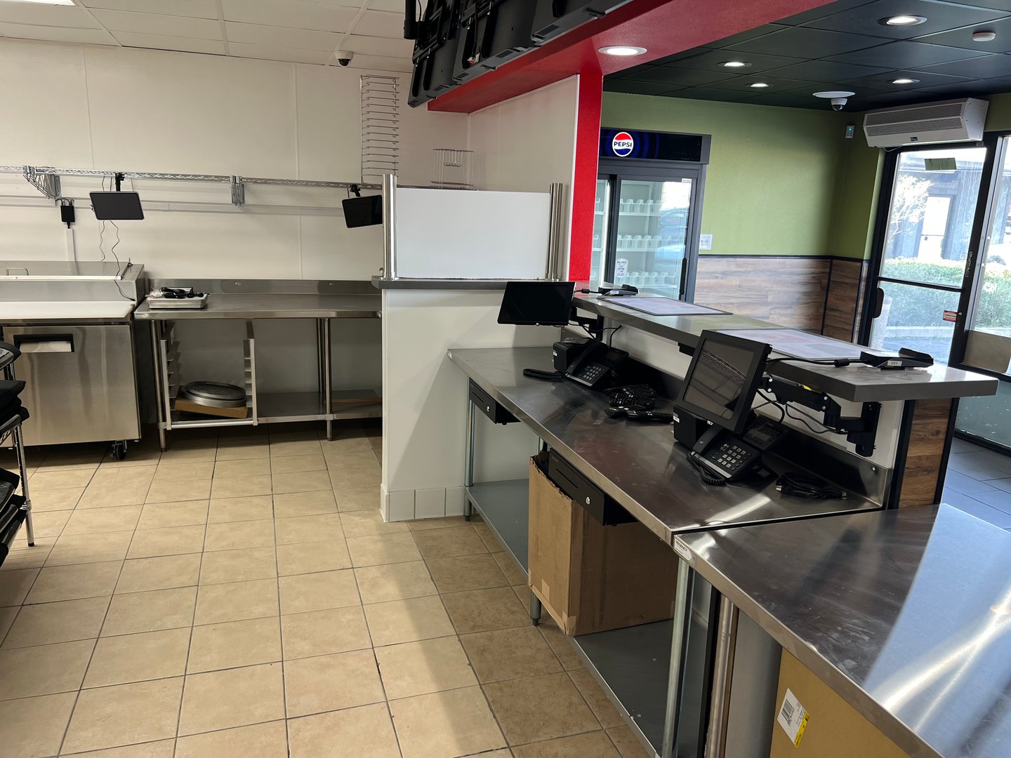 Pizza Shop Redesign - Image 8