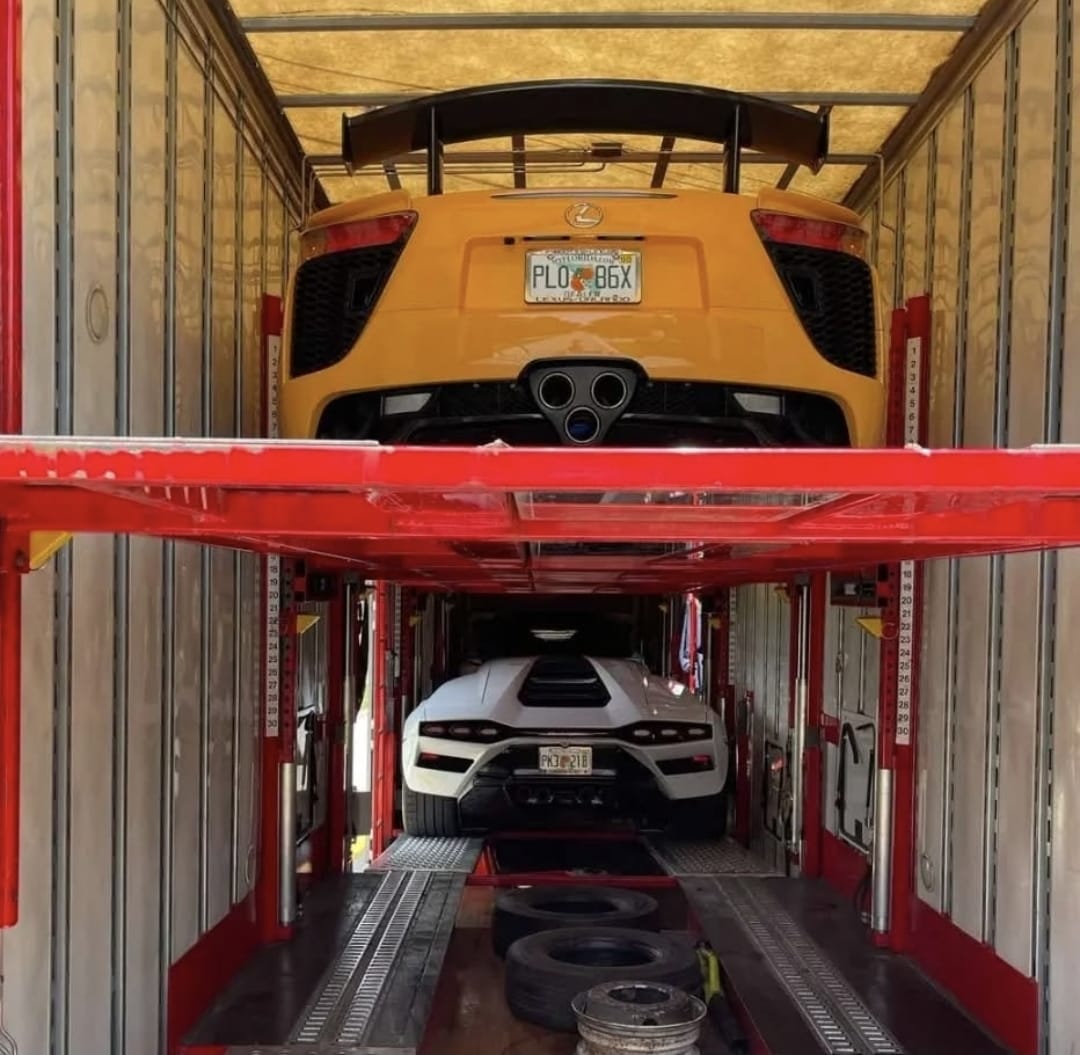 Professional enclosed transport