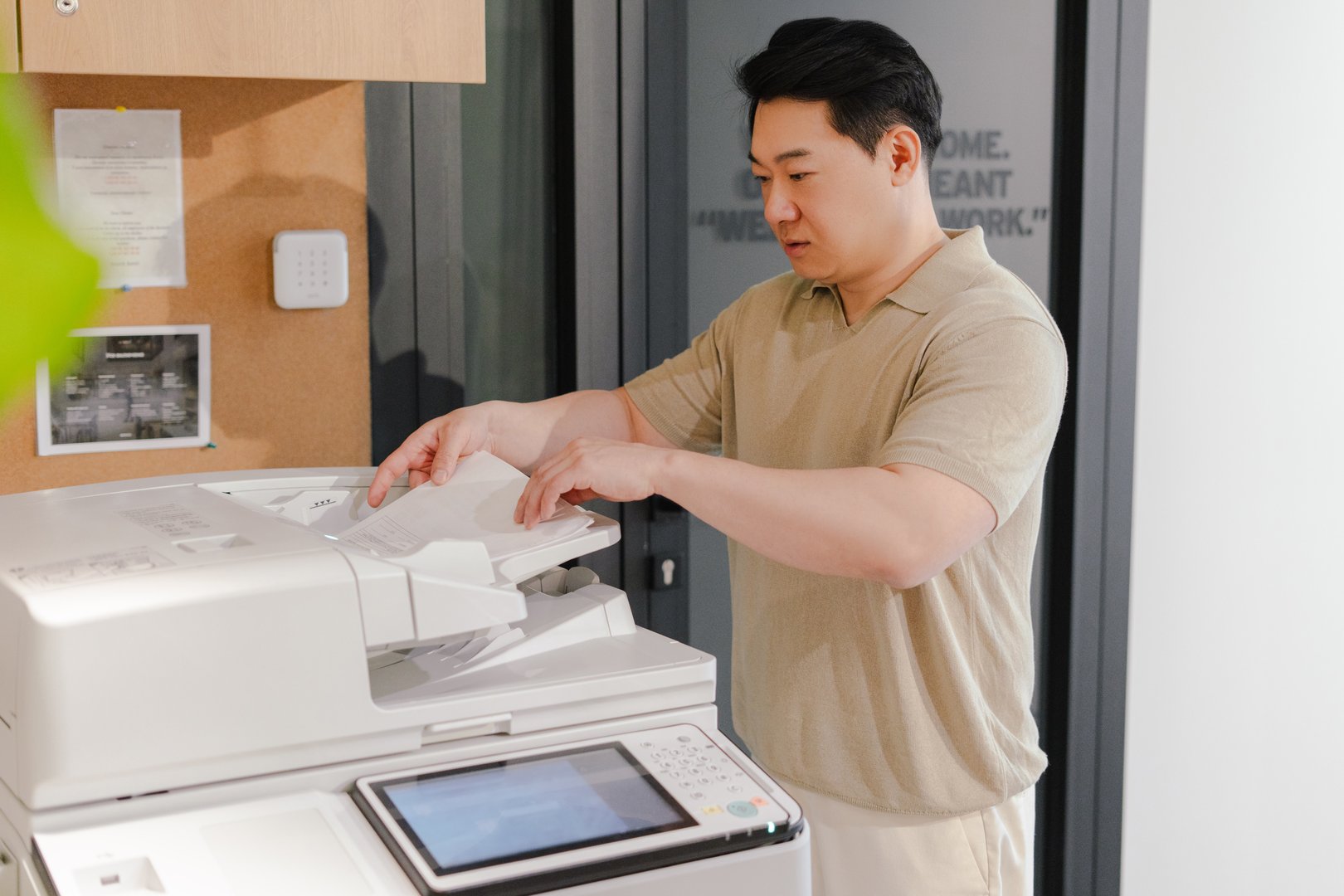 HP Color LaserJet Pro M454dw