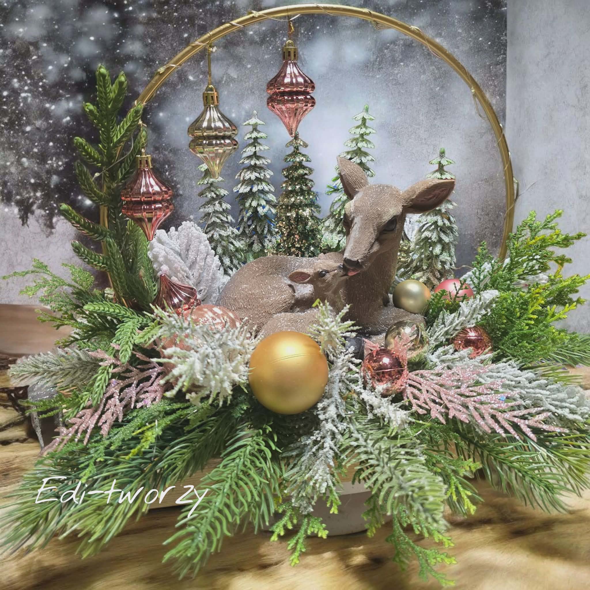 Kompozycja kwiatowa 210 zł