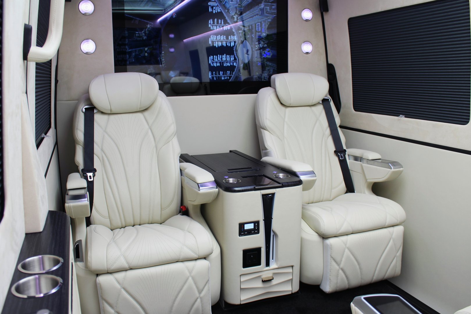 Monaco Luxury gallery image