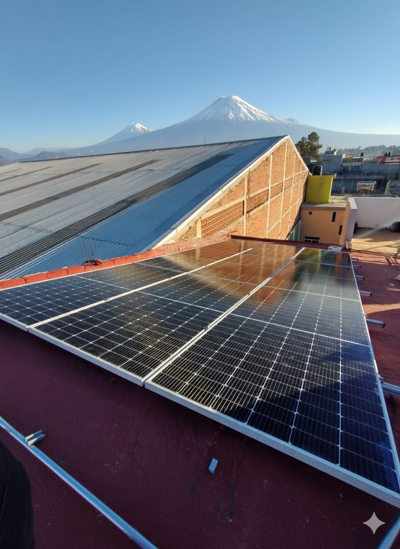 Casa con 9 paneles solares de 6kW en Estado de México