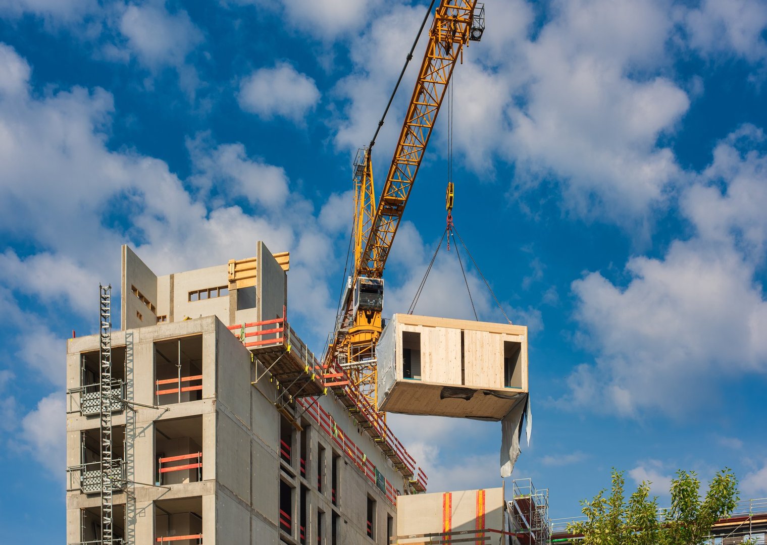 Lightweight Concrete Panels Construction