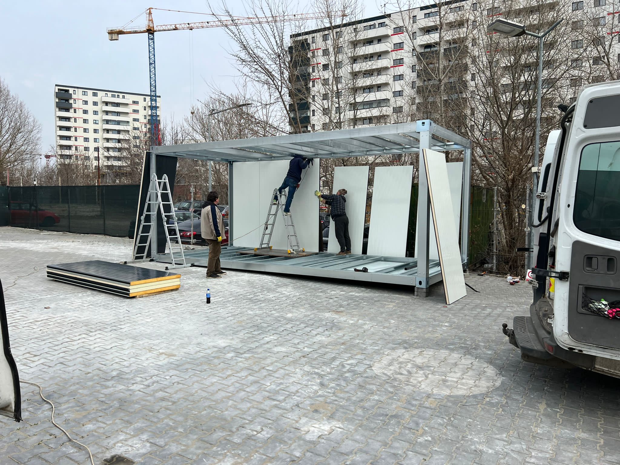 KitContainer asamblare