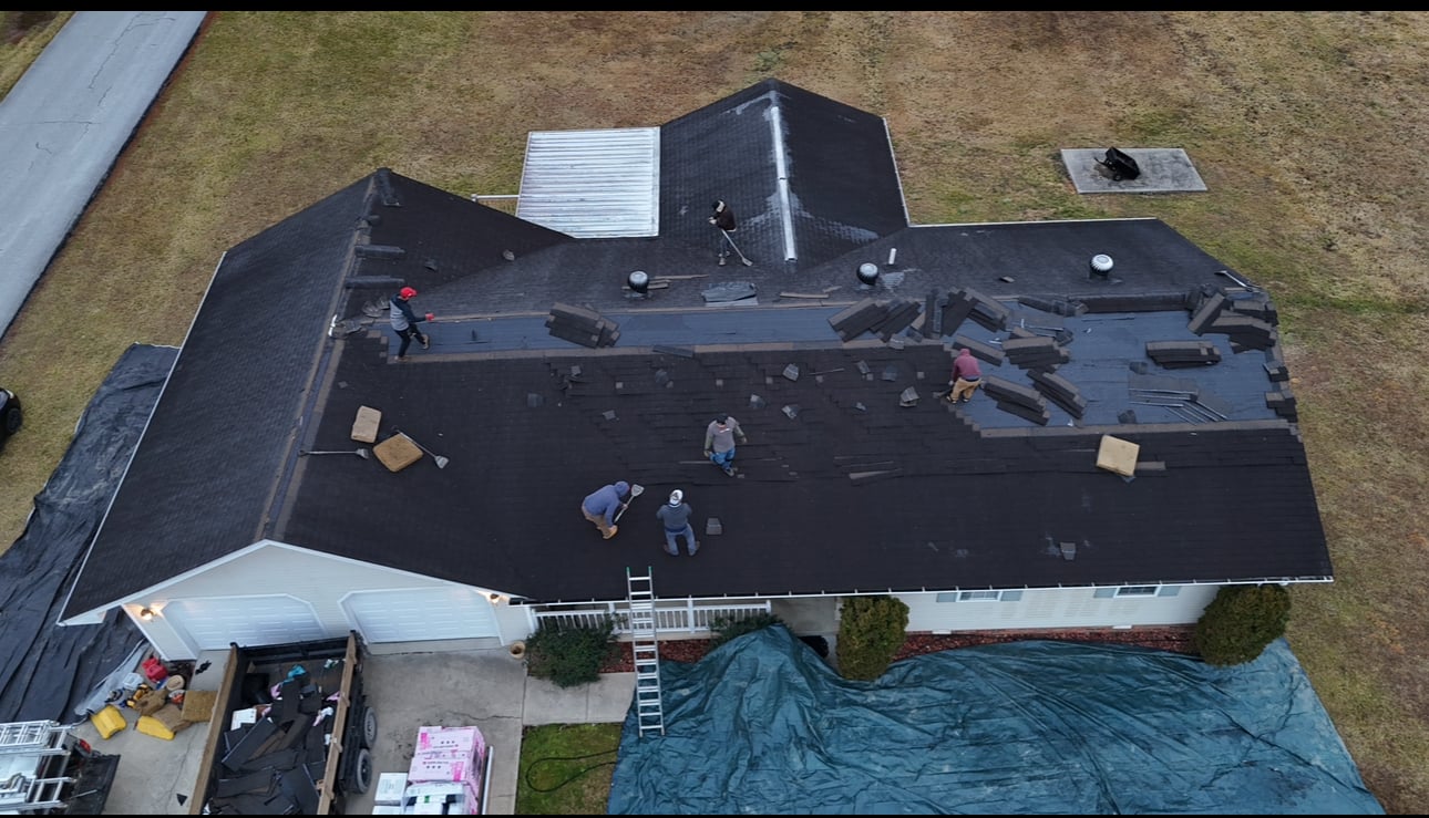 20-Year-Old Roof Replacement - London, KY - Image 1