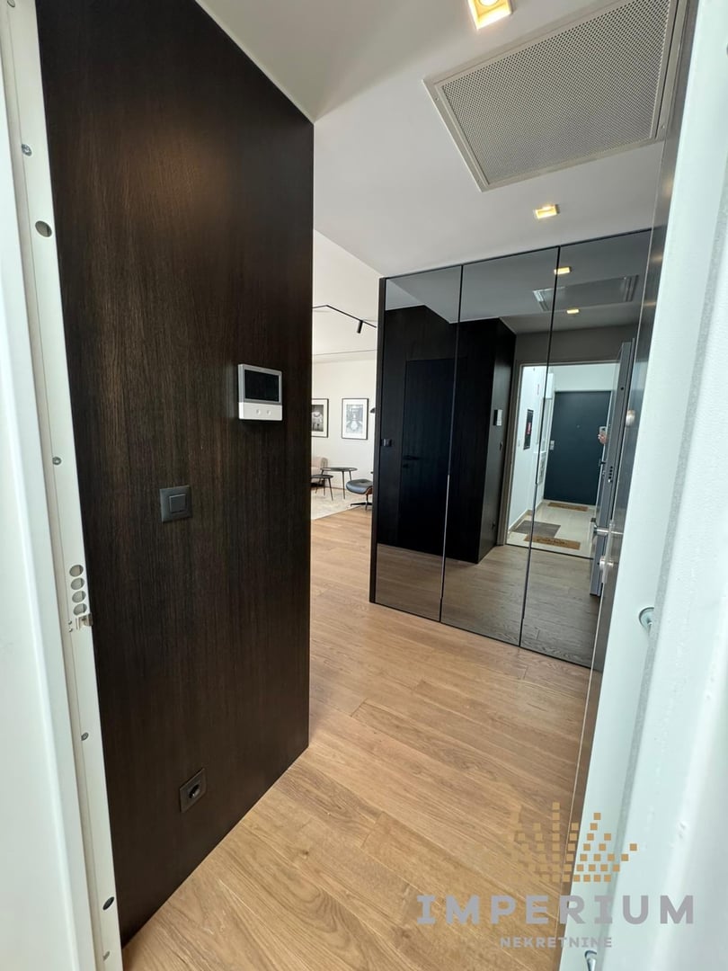 Penthouse Žnjan - blagovaonica