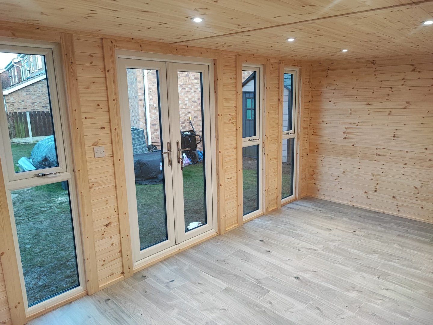 Premium insulated garden room