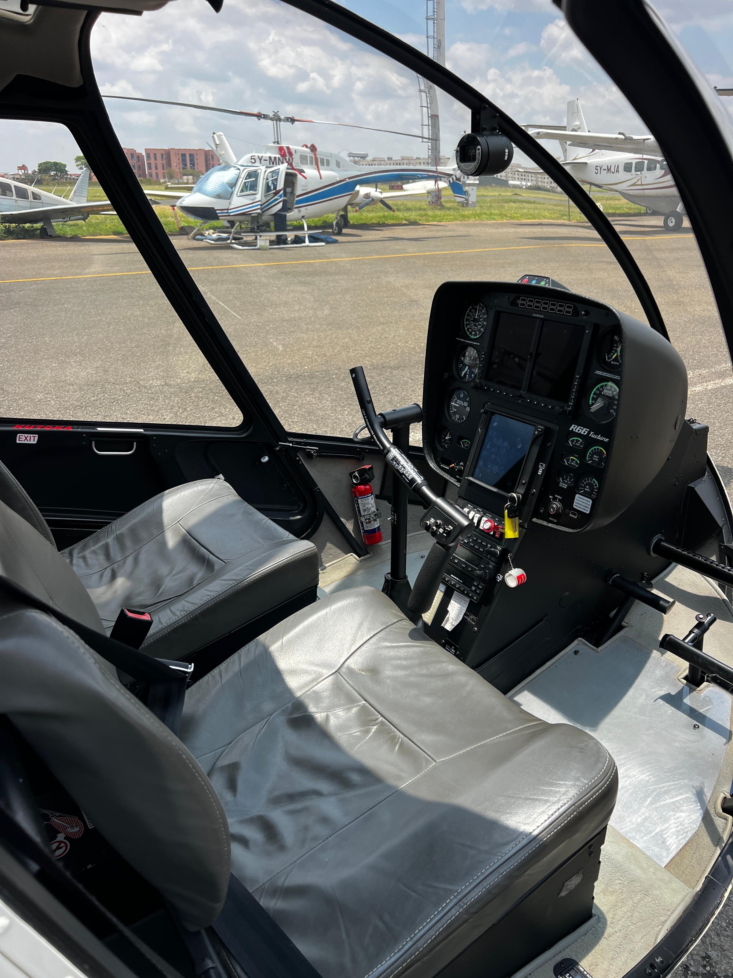 Robinson R66 Turbine - Flight instruments