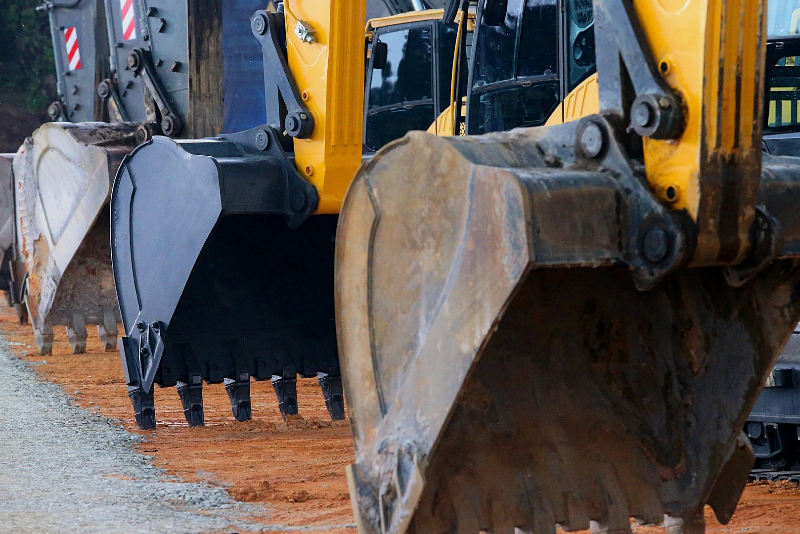 he main part of the Excavator has many functions including digging trenches, pits, demolition, heavy lifting mining and river dredging