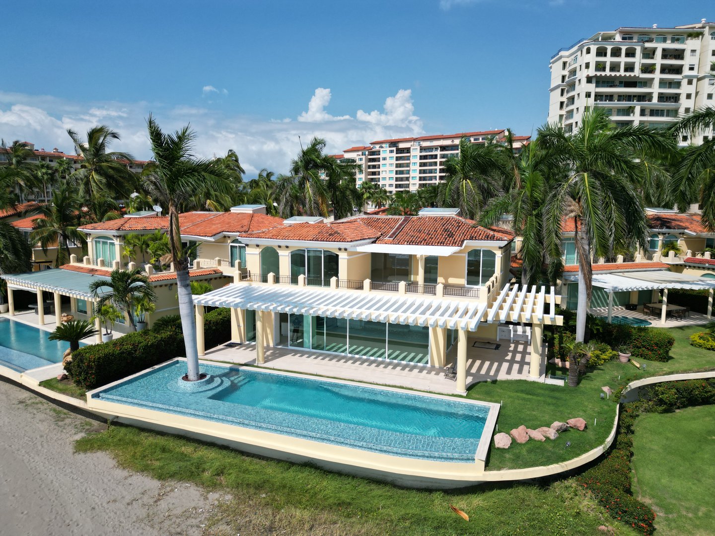 Project gallery image 9