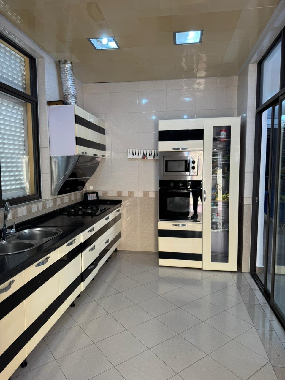 Vivenda V4 - Condomínio Jardim de Rosas