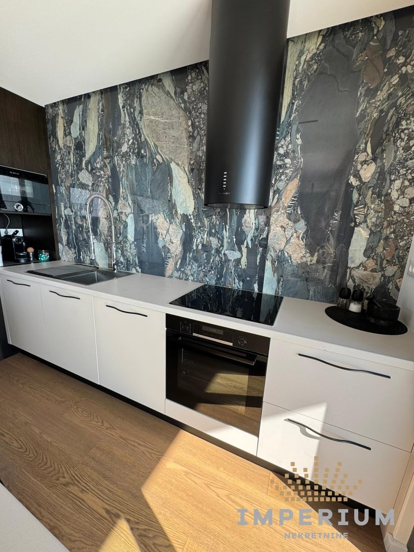Penthouse Žnjan - kupaonica