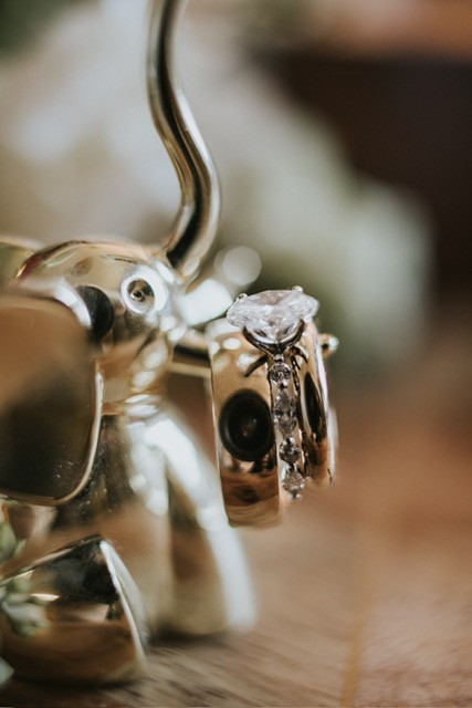 Beautiful wedding details at Veslo Wedding Venue