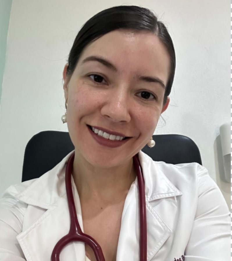 Dra. María Lourdes Ramírez Echeverría - Médico Geriatra