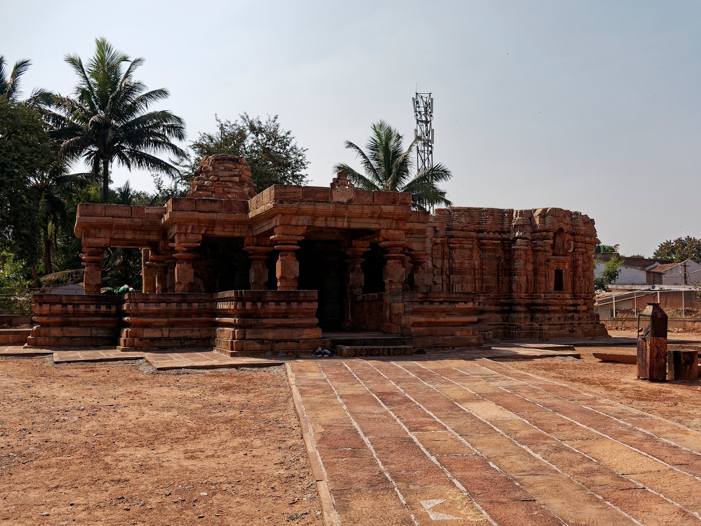 Banashankari is a form of the Goddess Parvati This form of the Goddess is very popular in Karnataka The Banashankari Temple is located in Amargol town in Dharwad district Karnataka