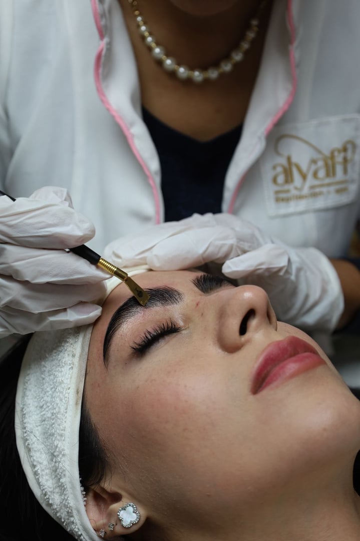 Laminado de Cejas Coreano y Lash Lifting Coreano en Alyafi Depilación - Spa Morelia