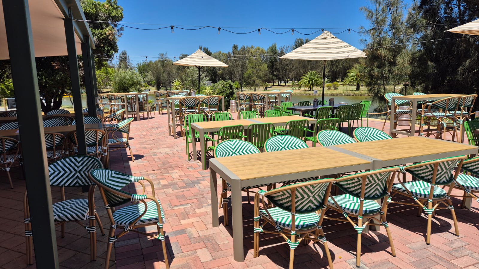 Ponds Bistro interior dining