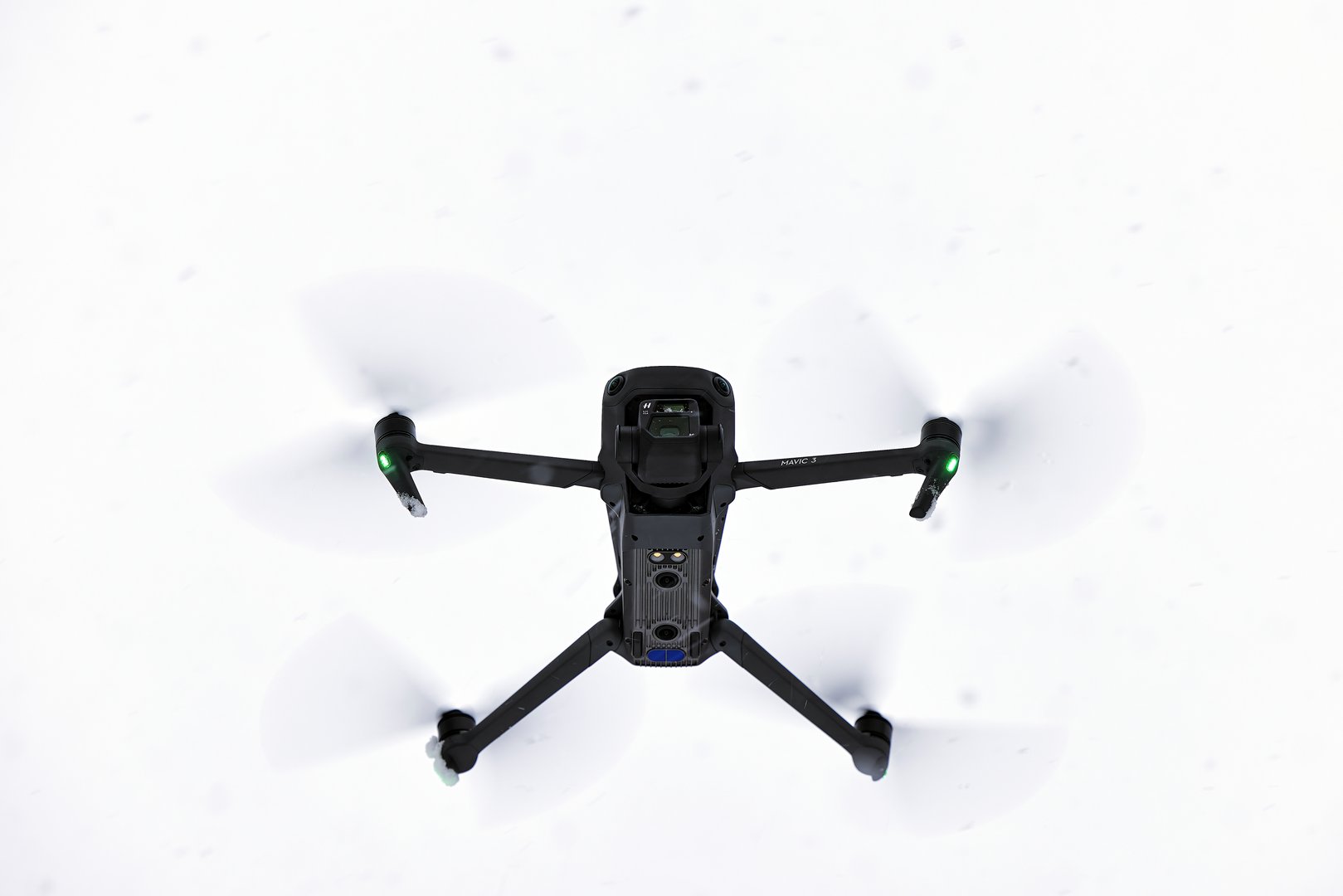New DJI Mavic 3 bottom view, flying in snow conditions. DJI Mavic 3 one of the most portable drones in the market, with Hasselblad camera. 25.01.2022 Rostov-on-Don, Russia.