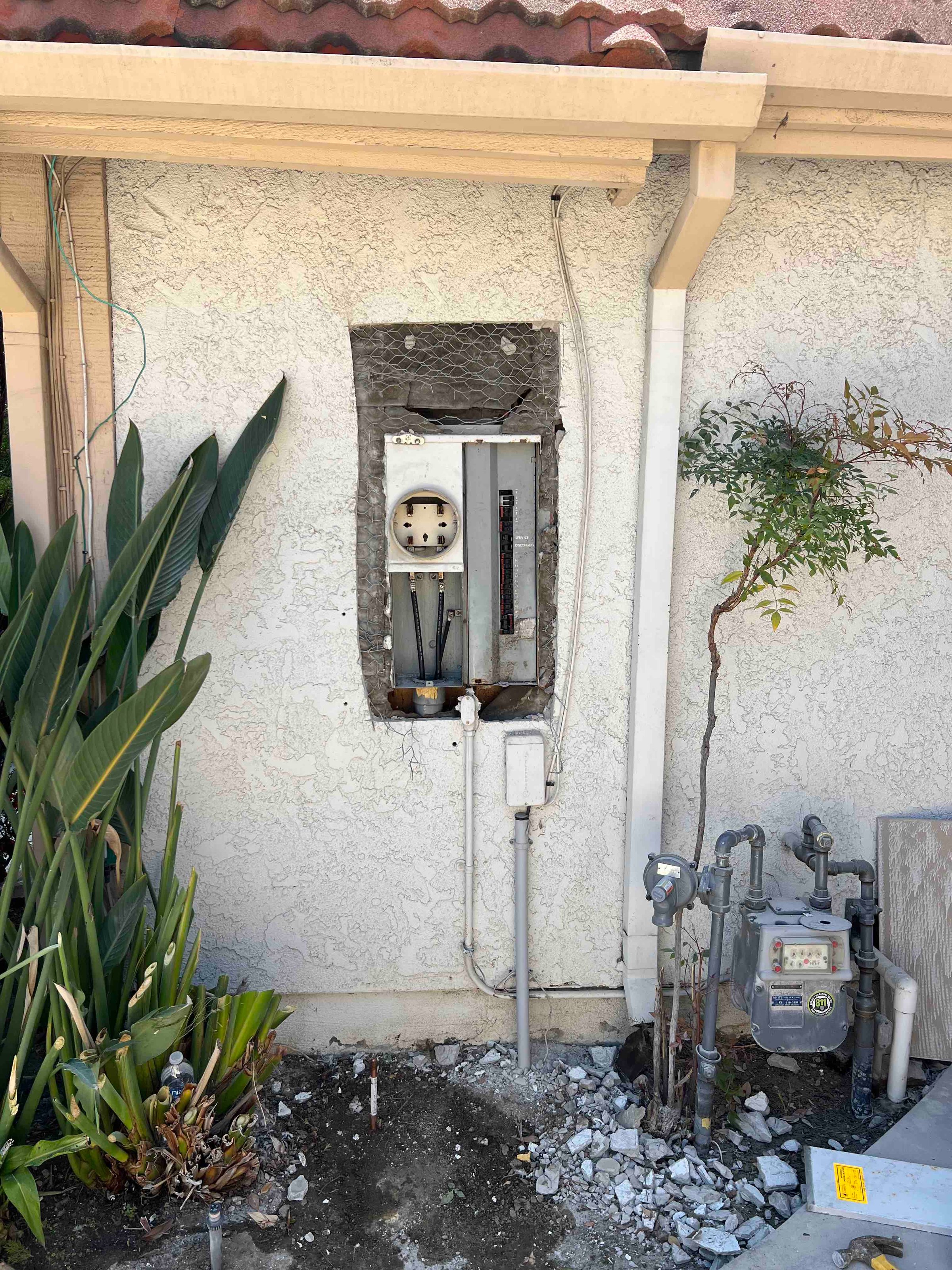 Panel Upgrades 200AMP - Image 8