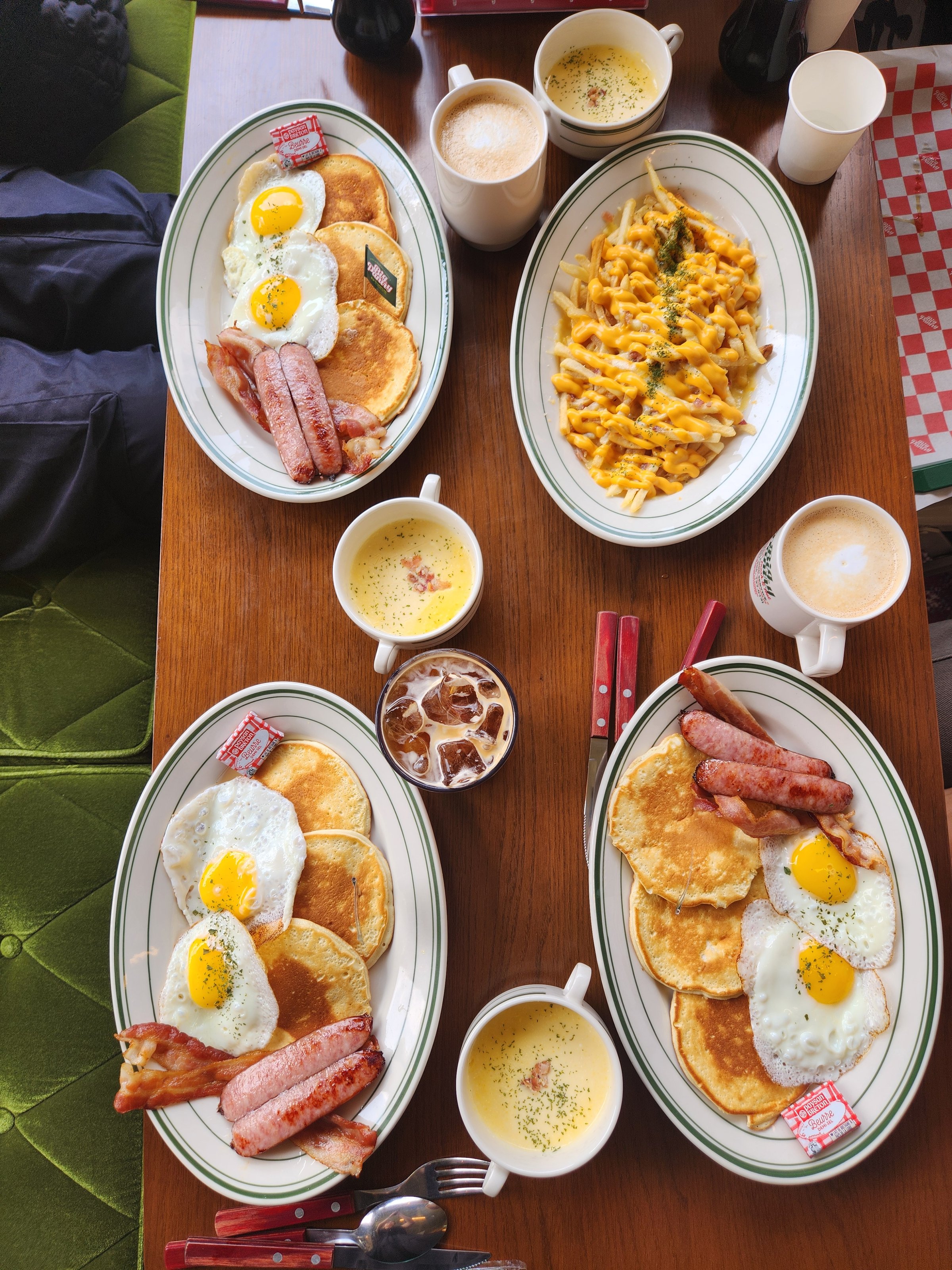 Full American breakfast with cheesy fries and chowder at diner in Seoul