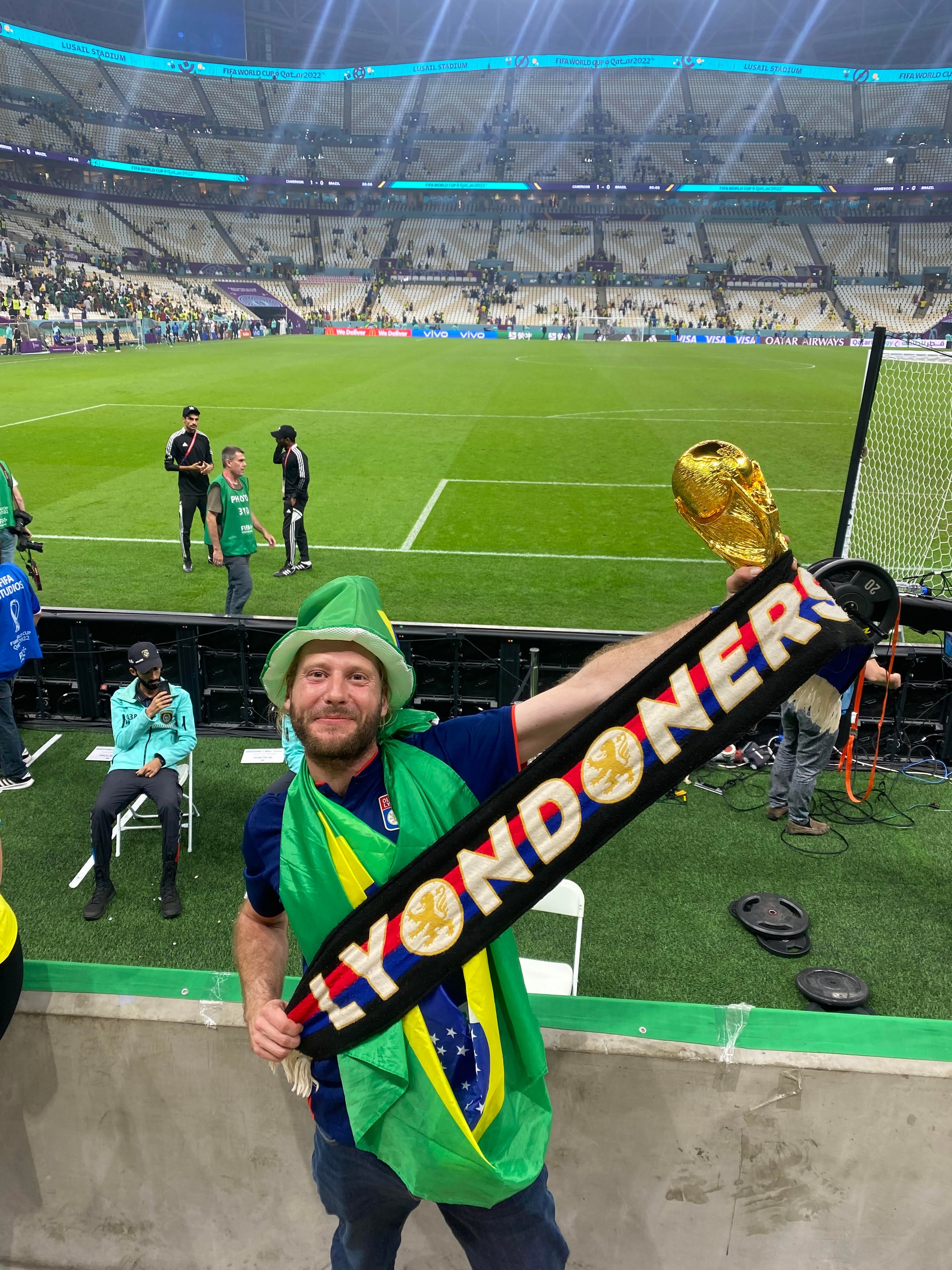 Lyon supporter in Qatar 2022