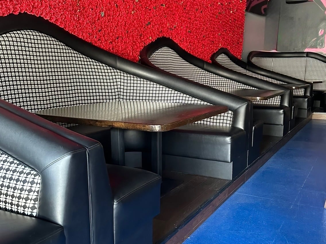 Striped reddish booth